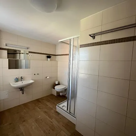 Apartment Roth's Monteurs- Und Ferienapartments *