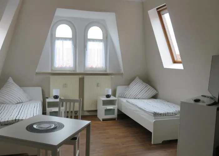 Roth's Monteurs- Und Ferienapartments Apartman *